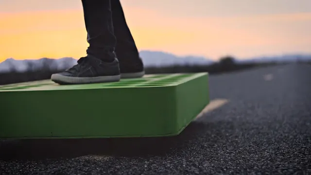 Đối thủ của "thảm thần Aladin" ra mắt