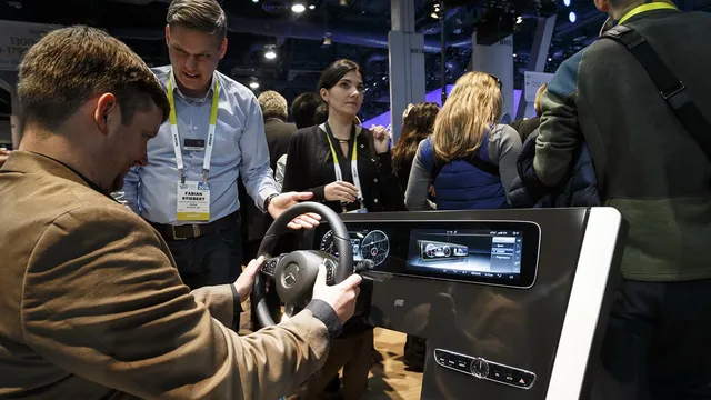 Trải nghiệm khoang lái mới của E-Class 2017