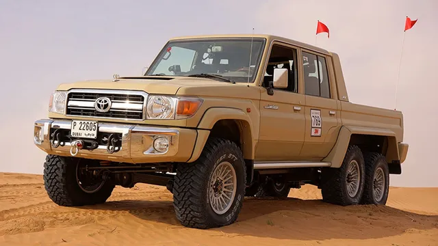 Toyota Land Cruiser 6x6 có phải là "ông vua" của dòng xe off-road