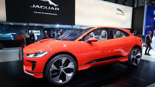 Video I-Pace mẫu SUV chạy điện đầu tiên của Jaguar lộ diện
